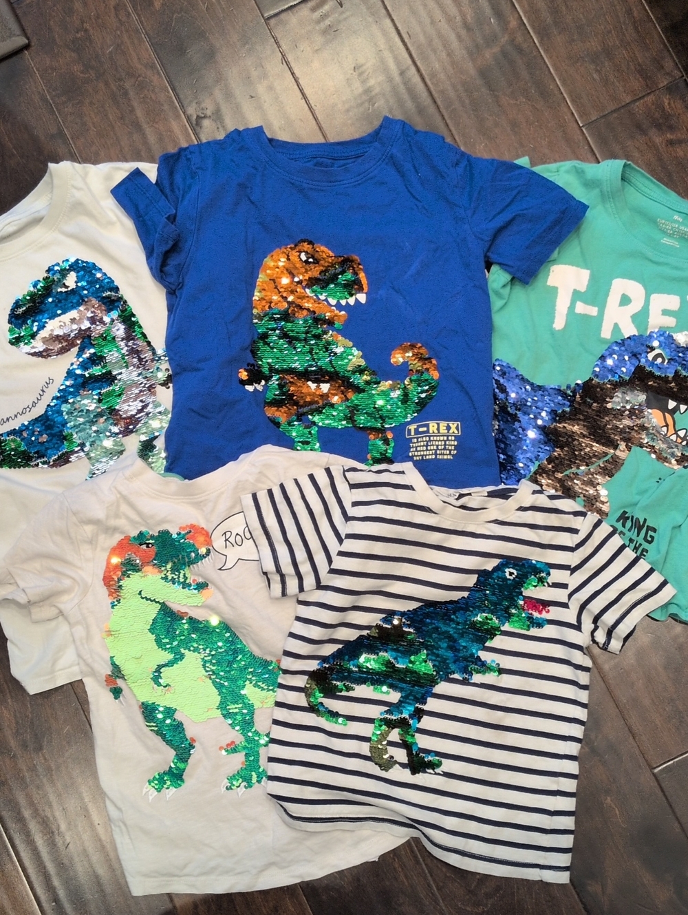 H&M Blue T-Shirt with Multicolor Sequin T-Rex Lot Of 5 Tops